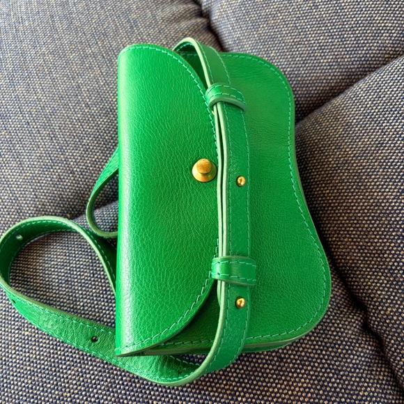 Faba in Grass - Picture 12 of 13